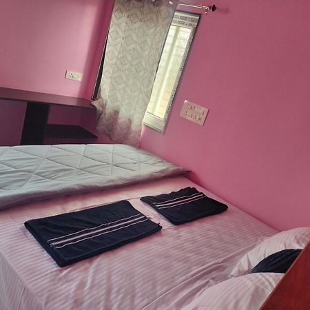 Supritha Homestay Hampi Exterior photo