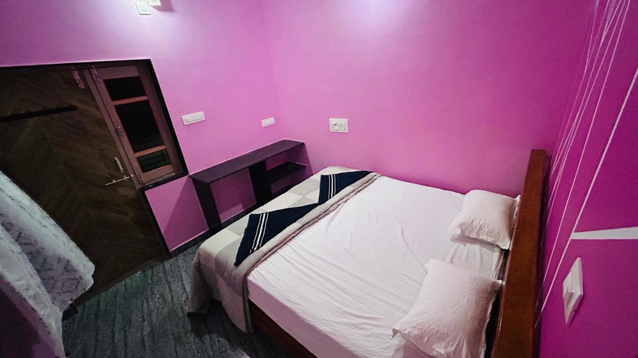 Supritha Homestay Hampi Exterior photo
